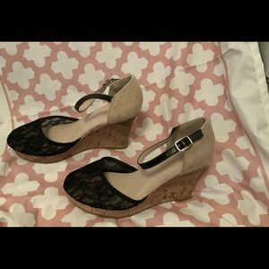 Apt.9 Lace Two Tone Wedge